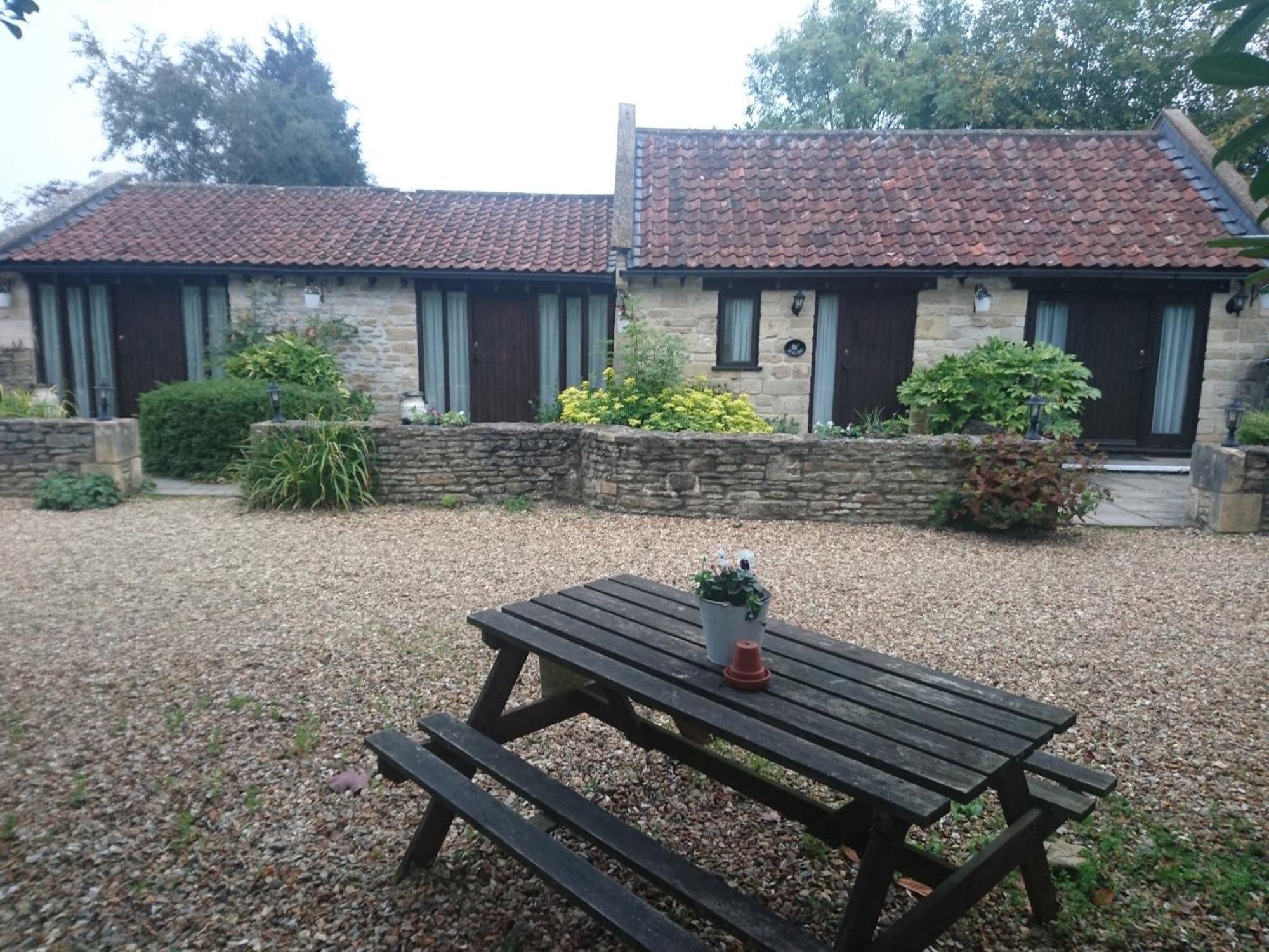 Beeches Farmhouse Country Cottages & Rooms Bradford-On-Avon Room photo